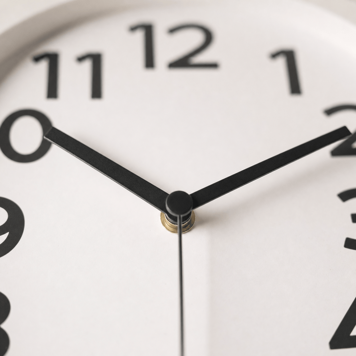Royal Opera Minimalist Silent Wall Clock Easy Read