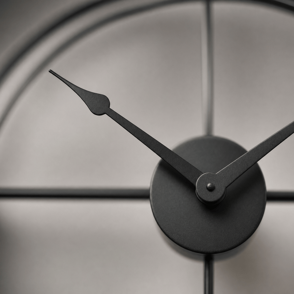 Royal Opera Modern Round Silent Wall Clock