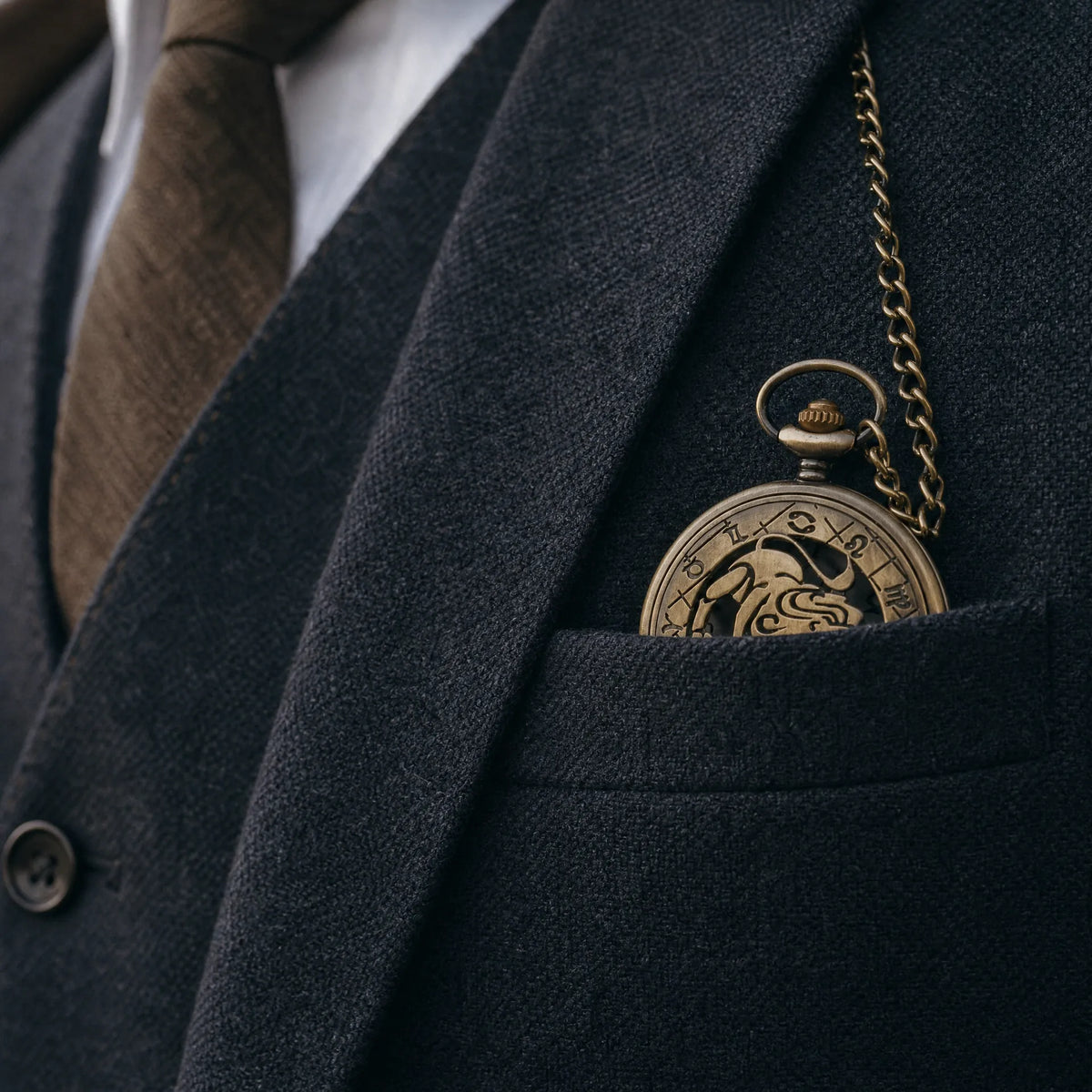 Royal Opera Pocket Watch Zodiac Quartz