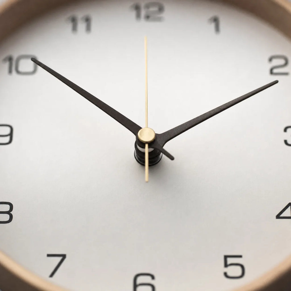 Royal Opera Scandinavian Solid Wood Wall Clock