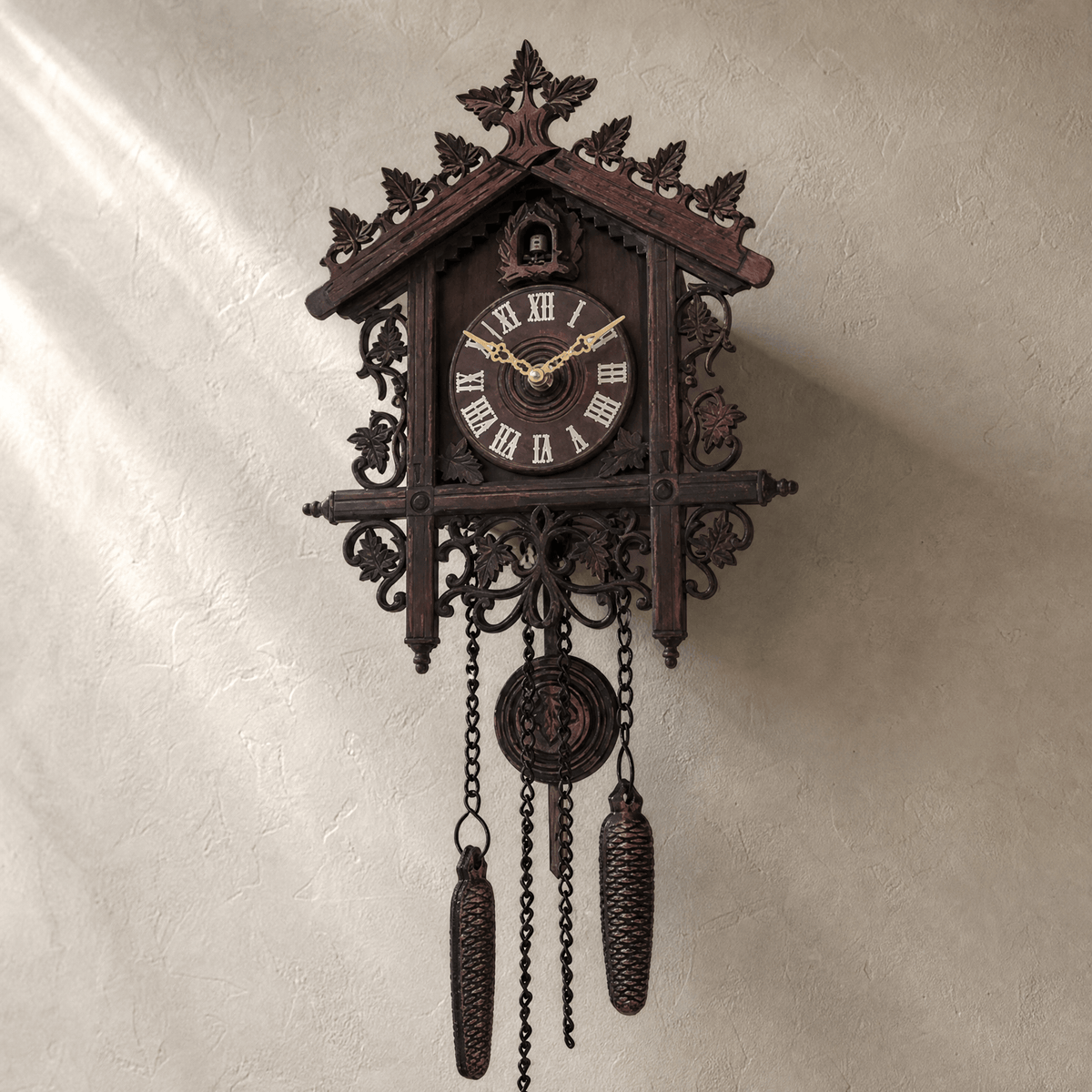 Royal Opera Vintage Farmhouse Pendulum Cuckoo Clock